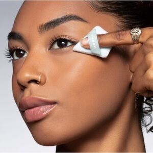 Morphe To The Point Dual-Sided Powder Puff - Black